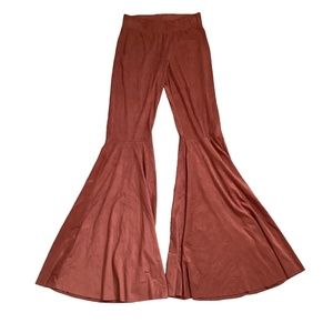 WEEKEND burnt orange flared low-waisted trousers | Size S/M